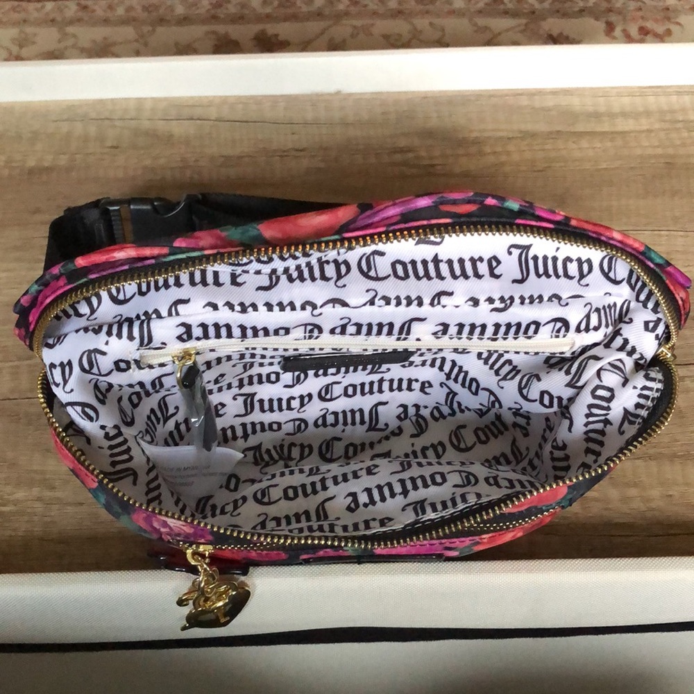 Juicy Couture Belt Pac - Picture 8 of 10